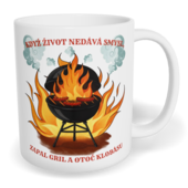 Hrnek klasický malý s vlastním potiskem - Když život nedává smysl, zapal gril a otoč klobásu