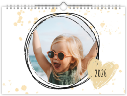 Fotokalendár nástenný mesačný na šírku - Ceruzka