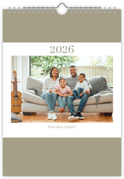 Fotokalendar nástenný mesačný na výšku z fotiek - Náš rok